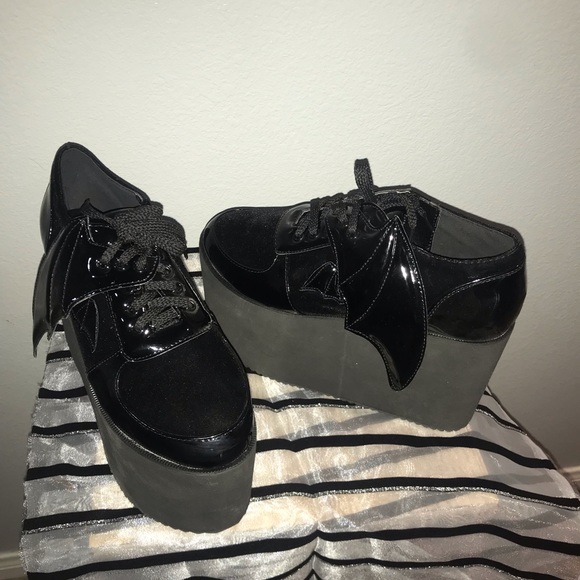 GOTHIC IRON FIST CREATURE OF THE NIGHT PLATFORMS 🔥 - Picture 3 of 12